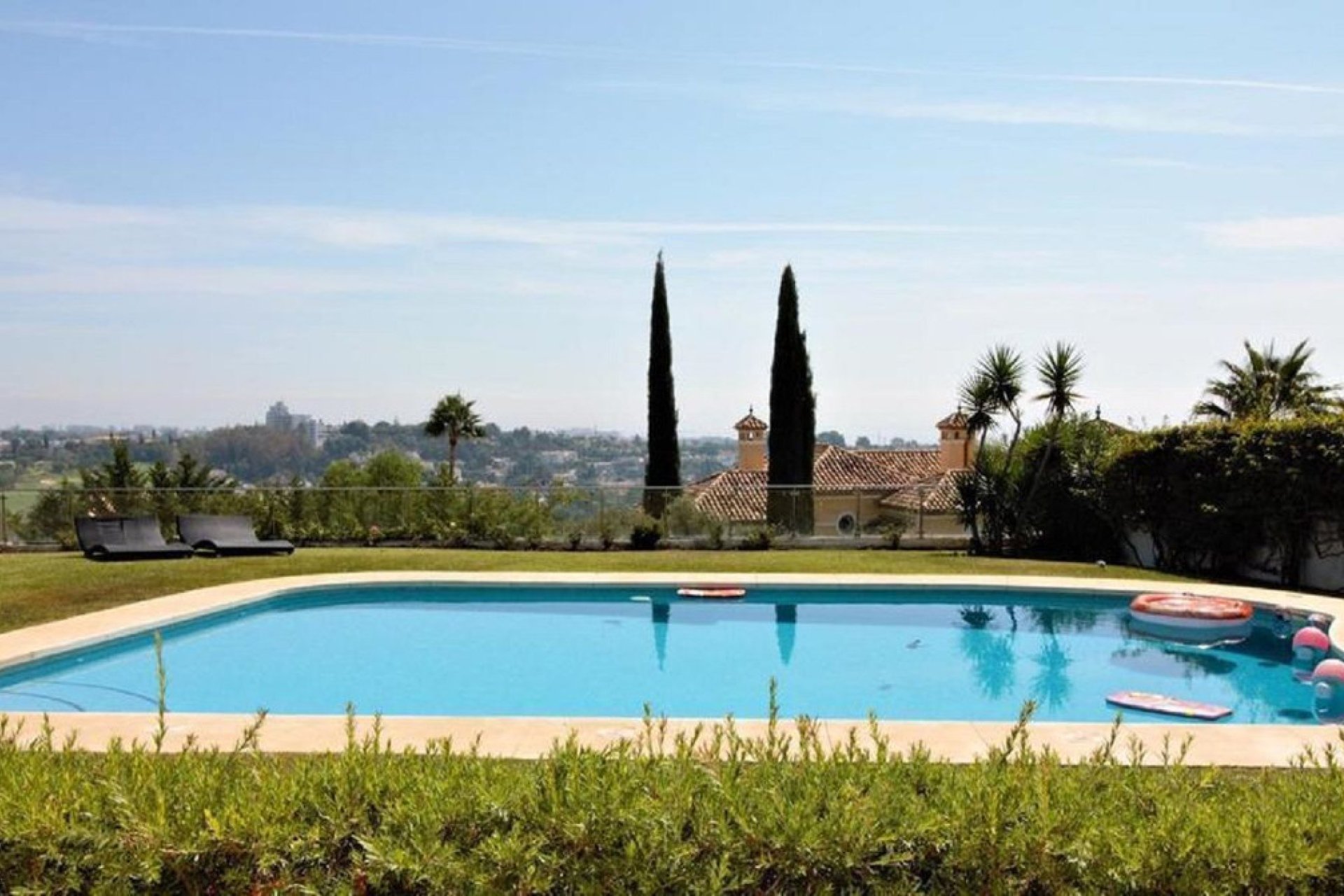 Reventa - House - Detached Villa - El Paraiso - El Paraíso