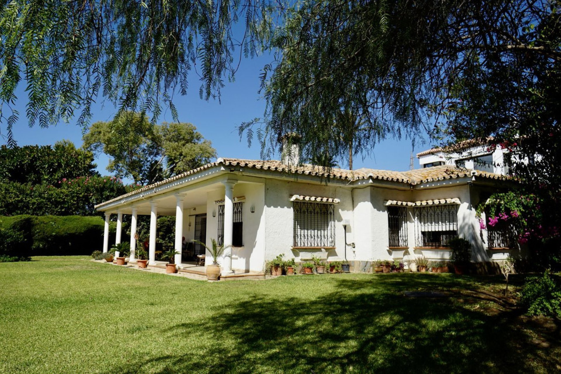 Reventa - House - Detached Villa - El Paraiso - El Paraíso