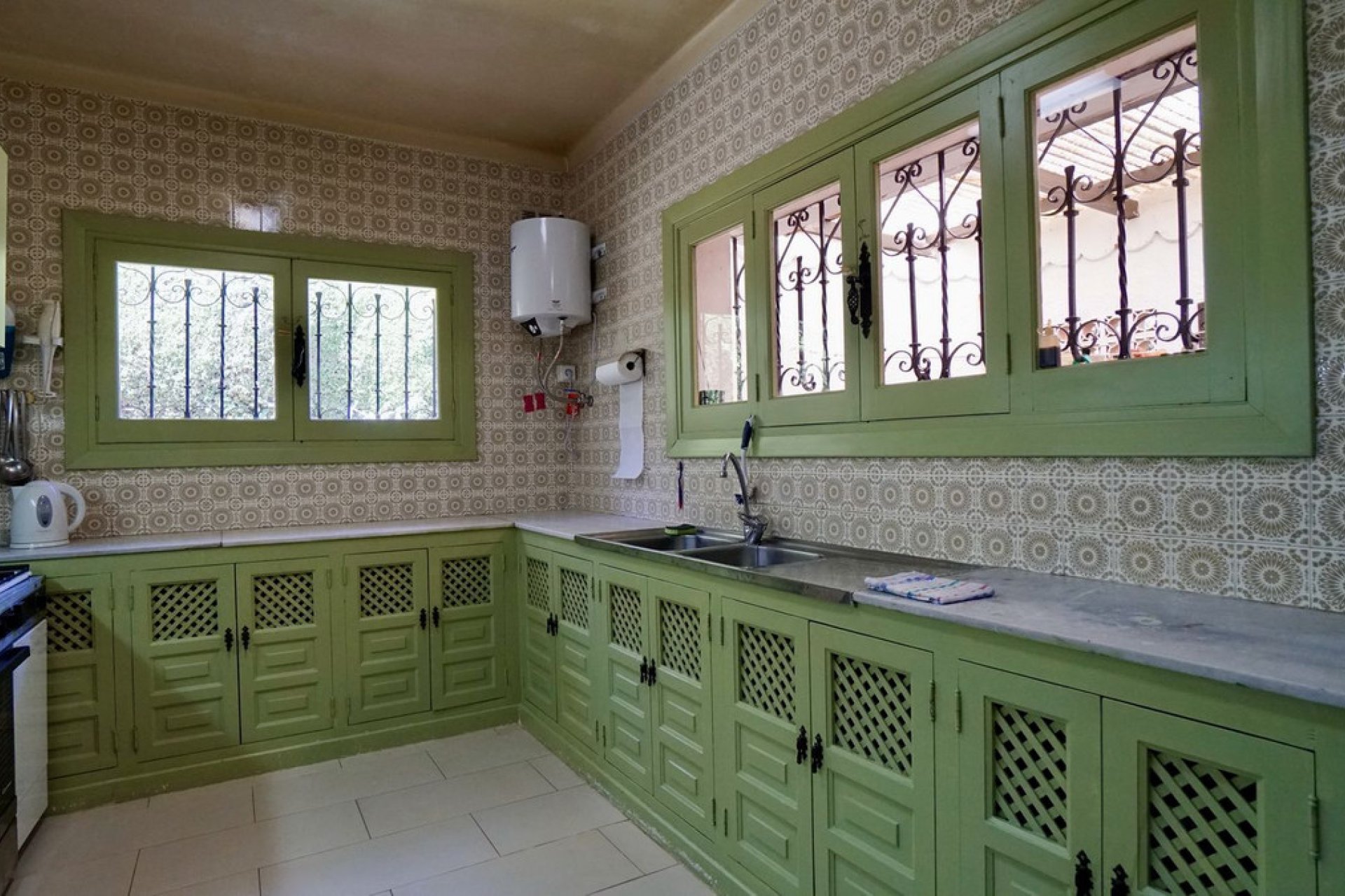 Reventa - House - Detached Villa - El Paraiso - El Paraíso