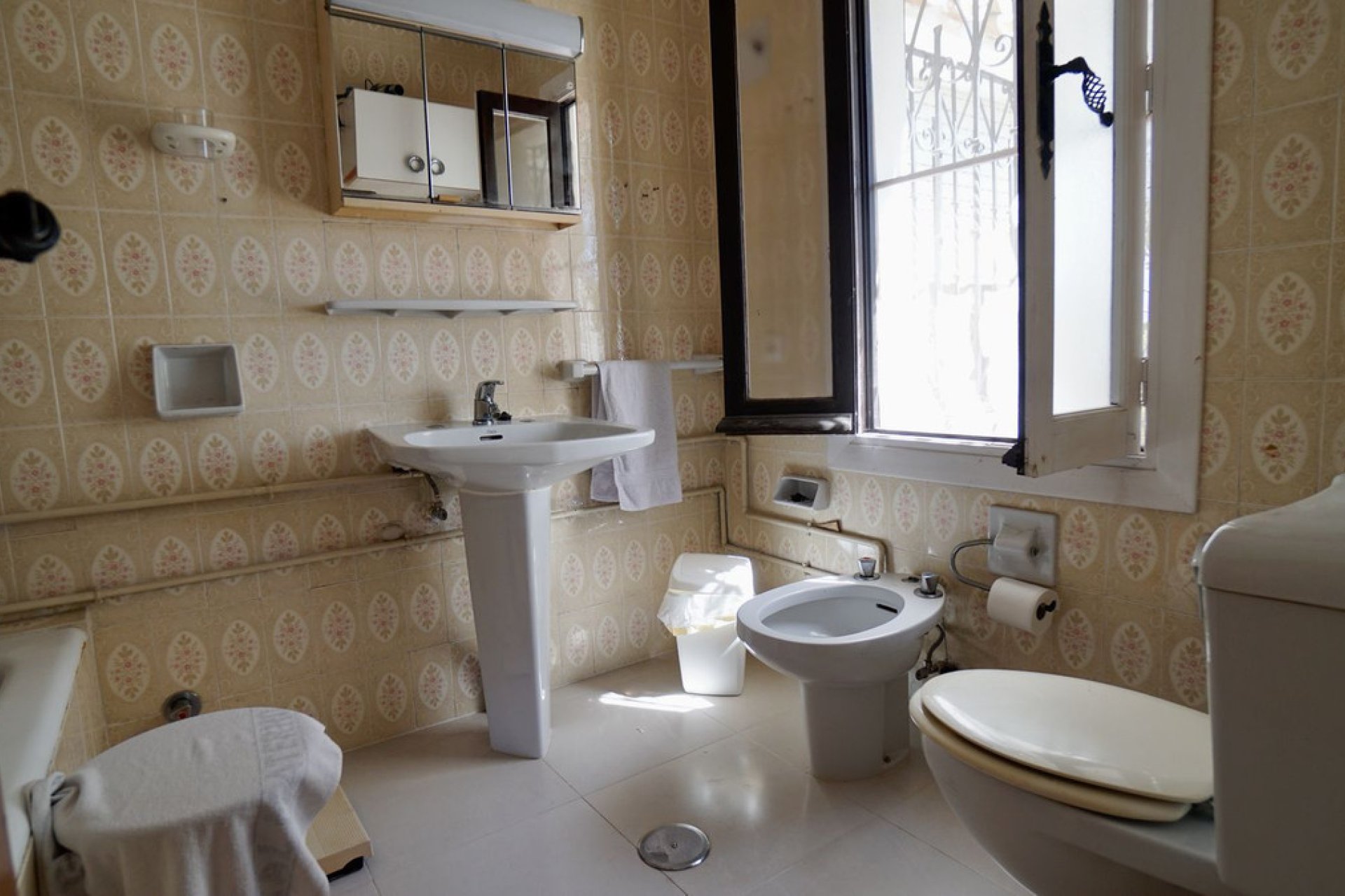 Reventa - House - Detached Villa - El Paraiso - El Paraíso