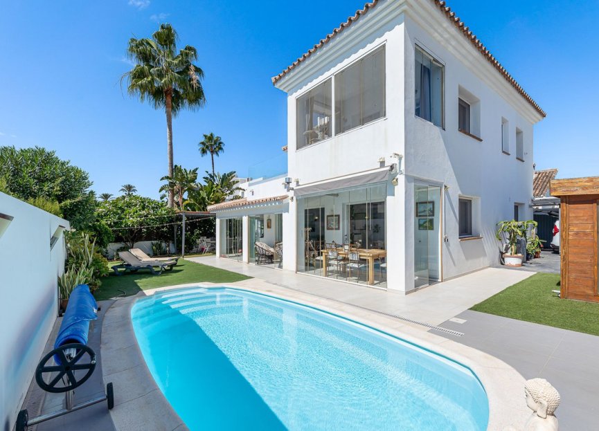 Reventa - House - Detached Villa - Estepona - Costalita