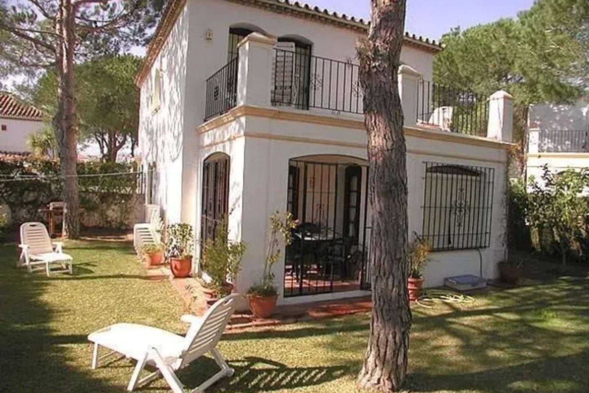 Reventa - House - Detached Villa - Estepona - Estepona Centro