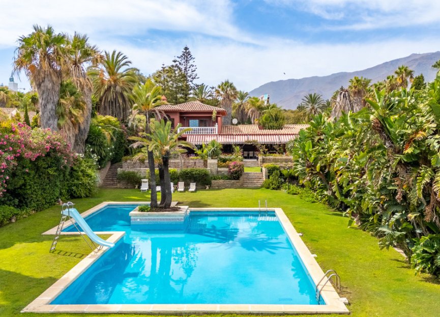 Reventa - House - Detached Villa - Estepona - Estepona Centro