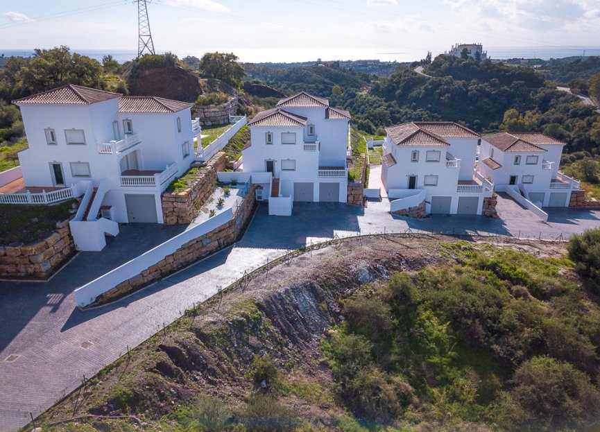 Reventa - House - Detached Villa - Estepona - Estepona Centro