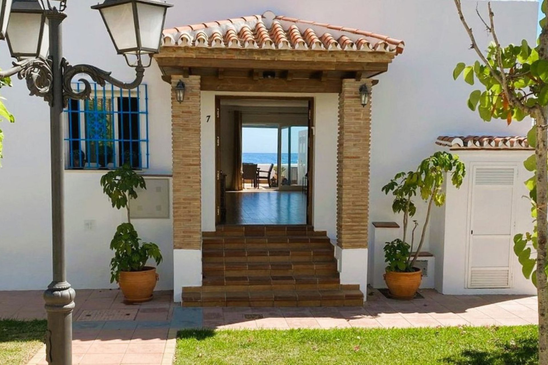 Reventa - House - Detached Villa - Estepona - Estepona Centro
