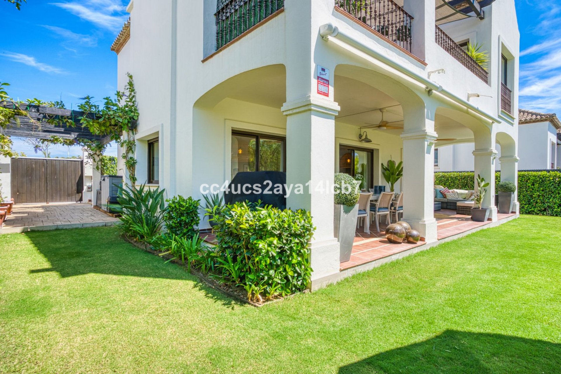 Reventa - House - Detached Villa - Estepona - Estepona Centro