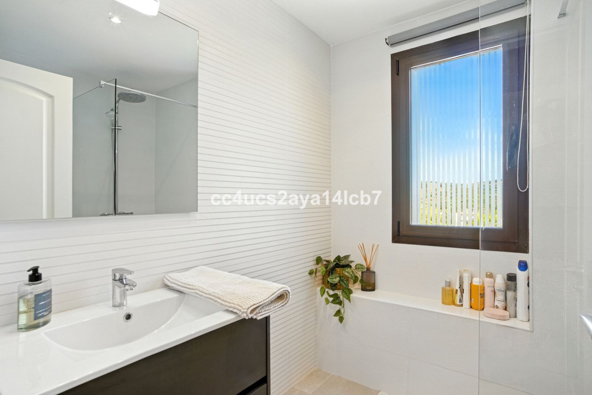 Reventa - House - Detached Villa - Estepona - Estepona Centro