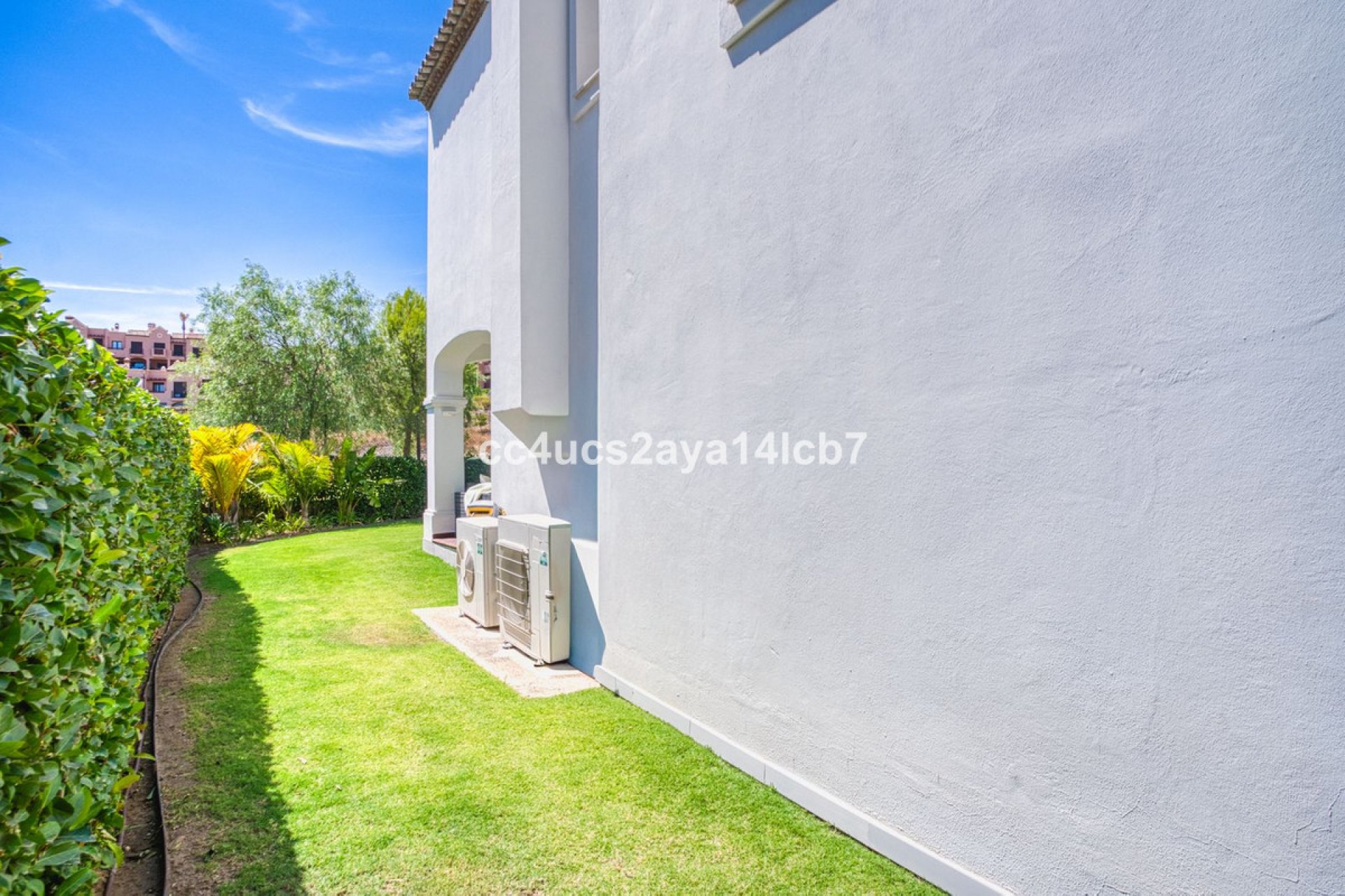 Reventa - House - Detached Villa - Estepona - Estepona Centro