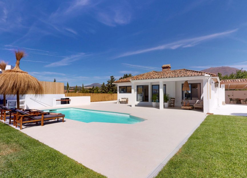 Reventa - House - Detached Villa - Estepona - Estepona Centro