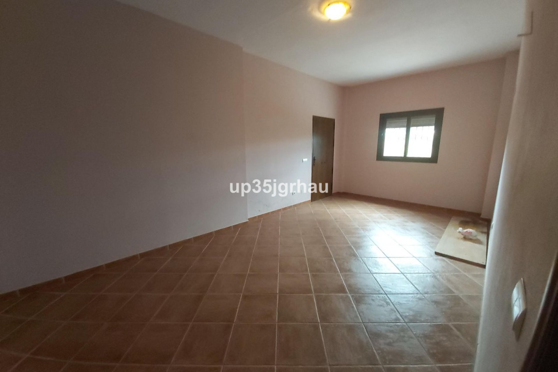 Reventa - House - Detached Villa - Estepona - Estepona Centro