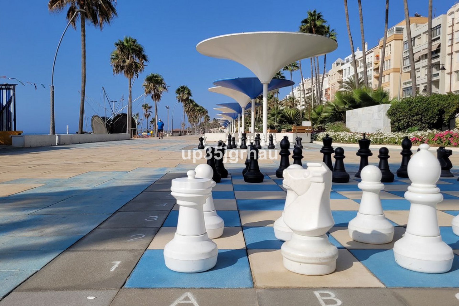 Reventa - House - Detached Villa - Estepona - Estepona Centro