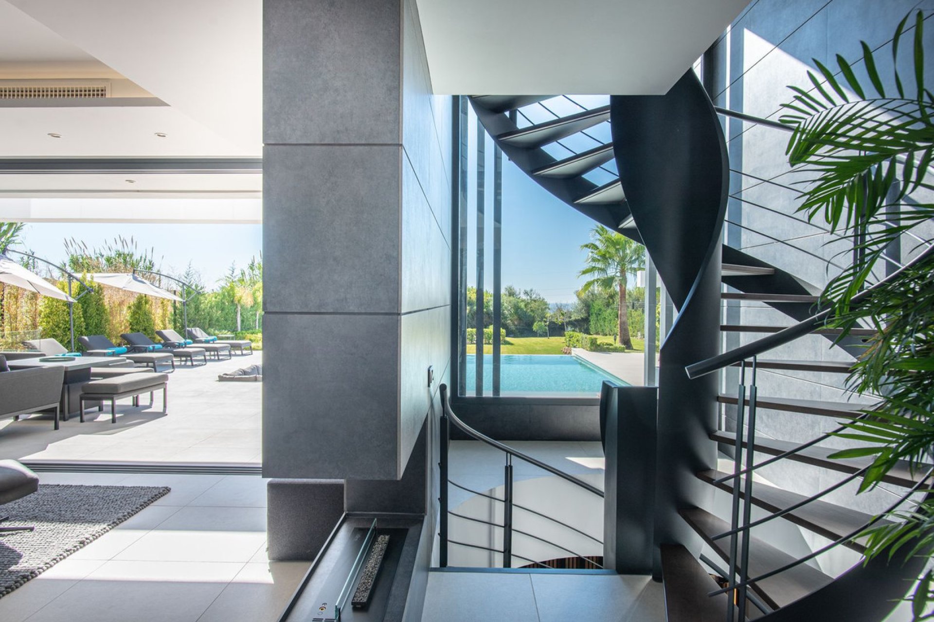 Reventa - House - Detached Villa - Estepona - Estepona Centro