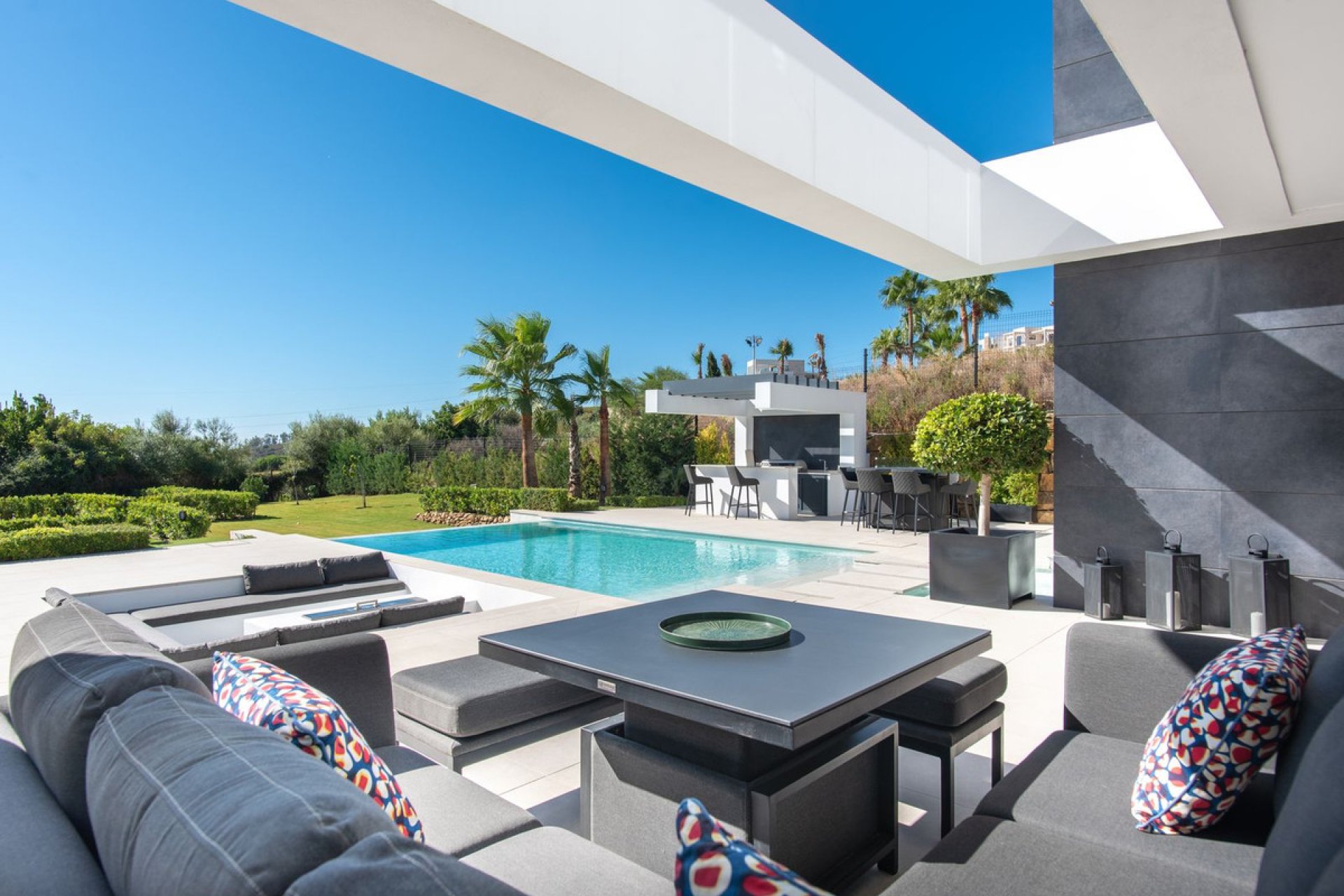 Reventa - House - Detached Villa - Estepona - Estepona Centro