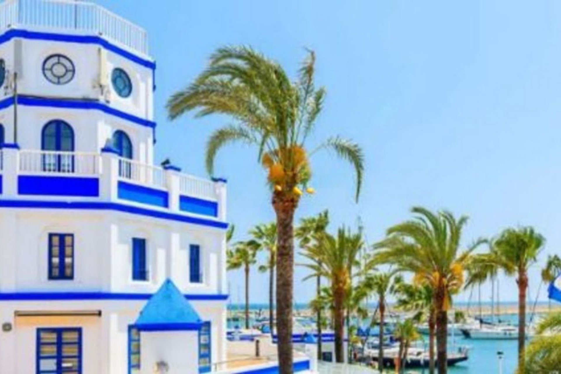 Reventa - House - Detached Villa - Estepona - Estepona Centro