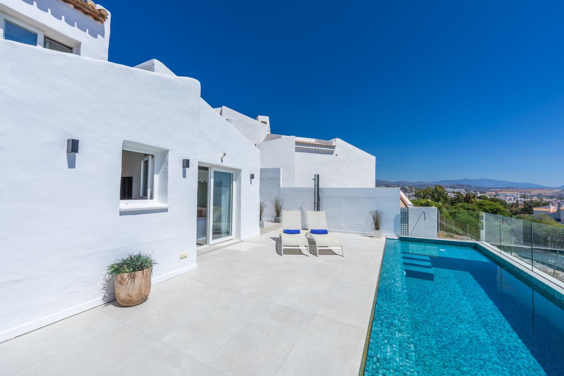 Reventa - House - Detached Villa - Estepona - Estepona Centro