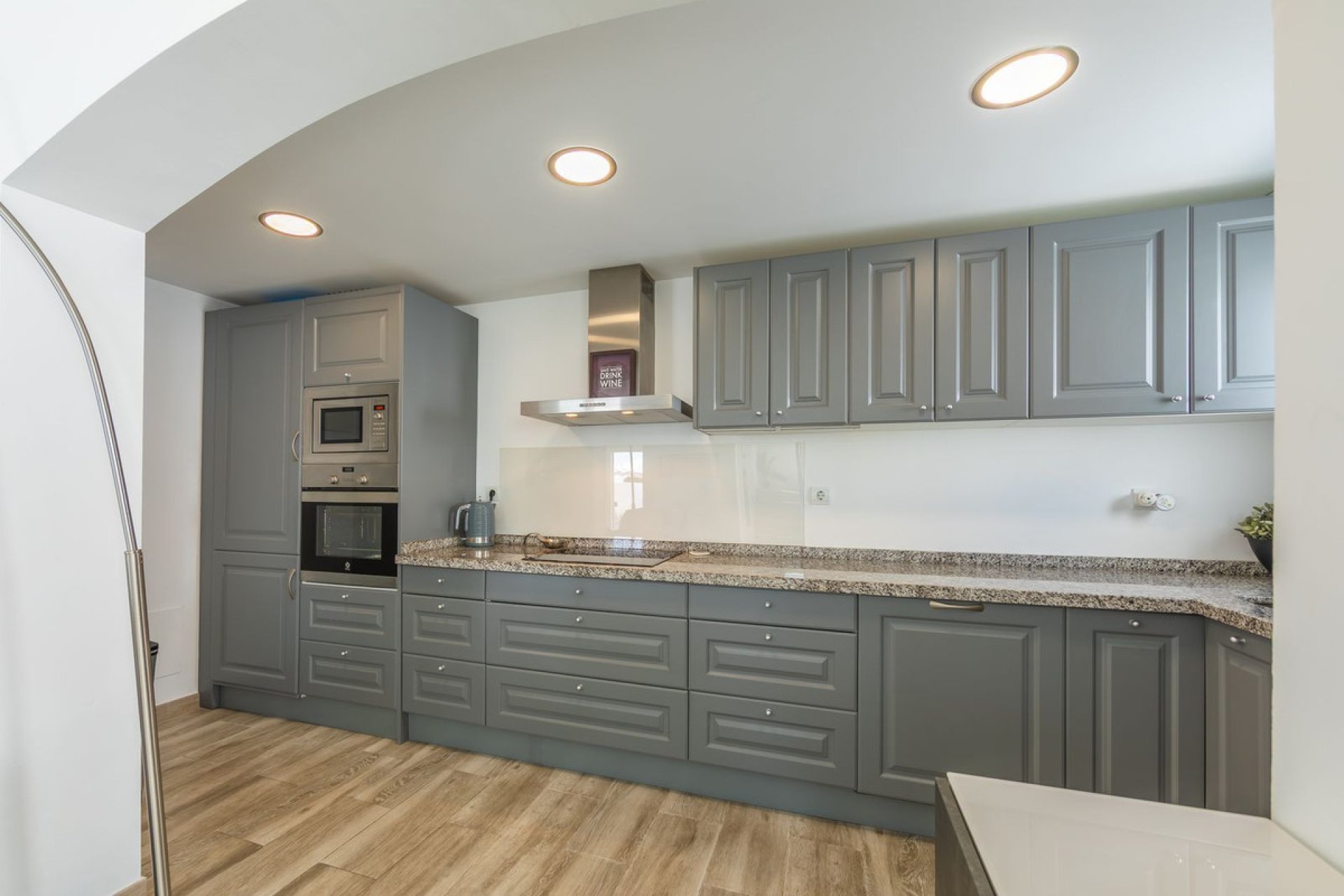 Reventa - House - Detached Villa - Estepona - Estepona Centro