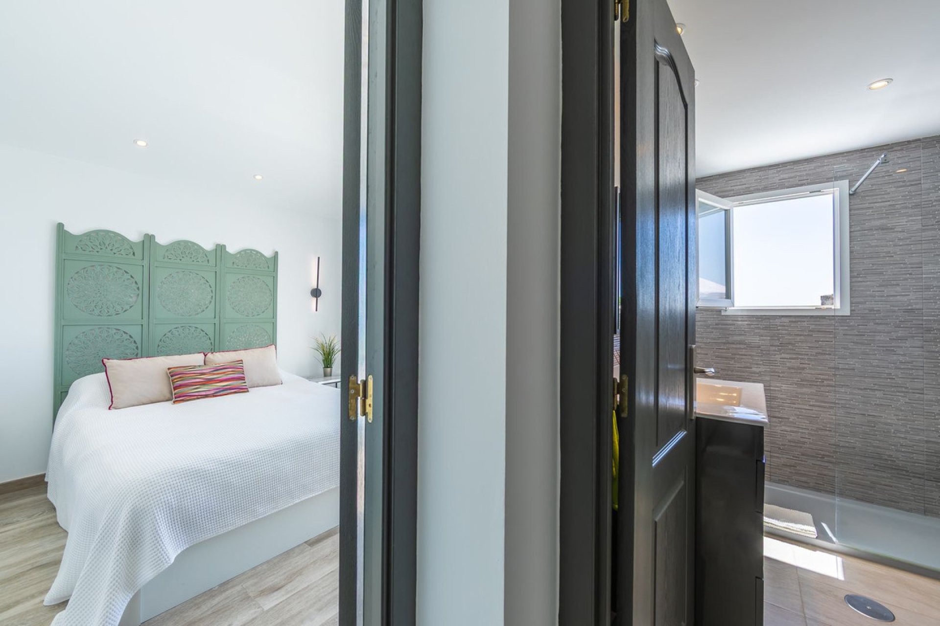 Reventa - House - Detached Villa - Estepona - Estepona Centro