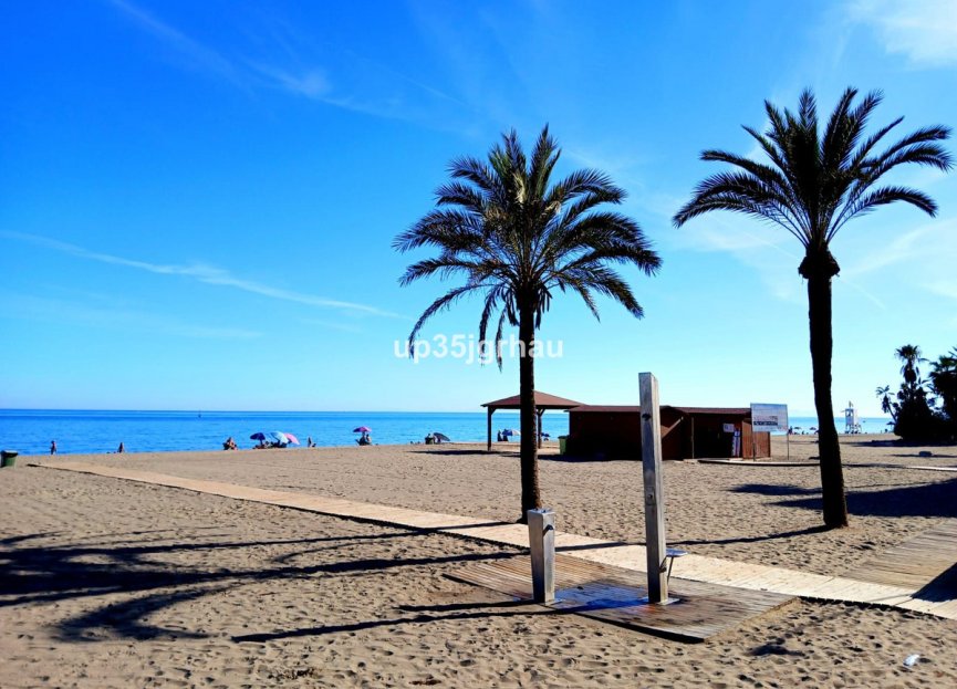 Reventa - House - Detached Villa - Estepona - Estepona Centro