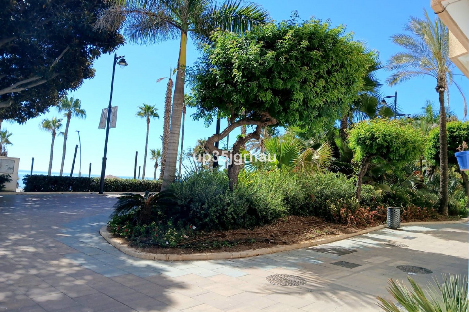 Reventa - House - Detached Villa - Estepona - Estepona Centro