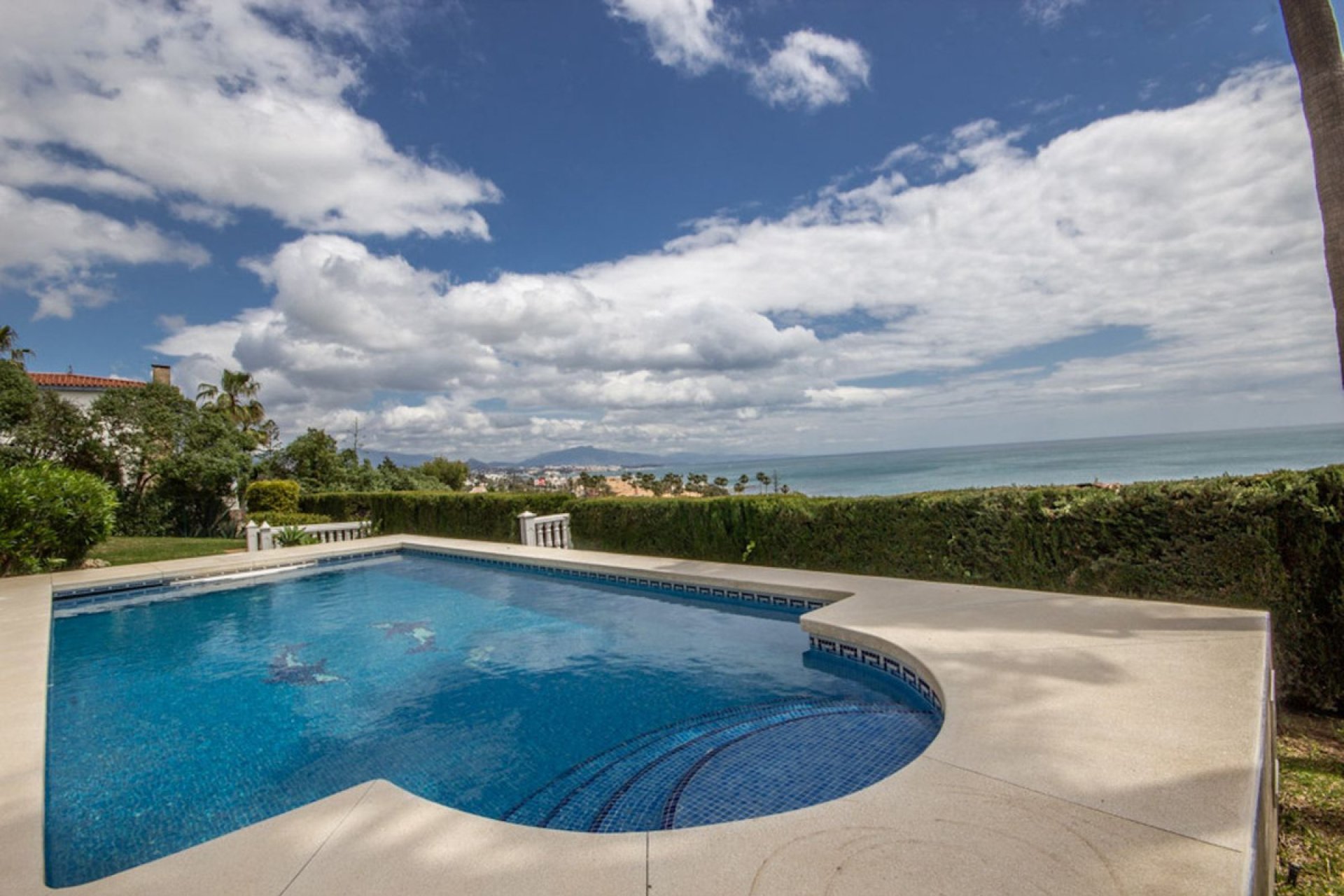 Reventa - House - Detached Villa - Estepona - Estepona Centro