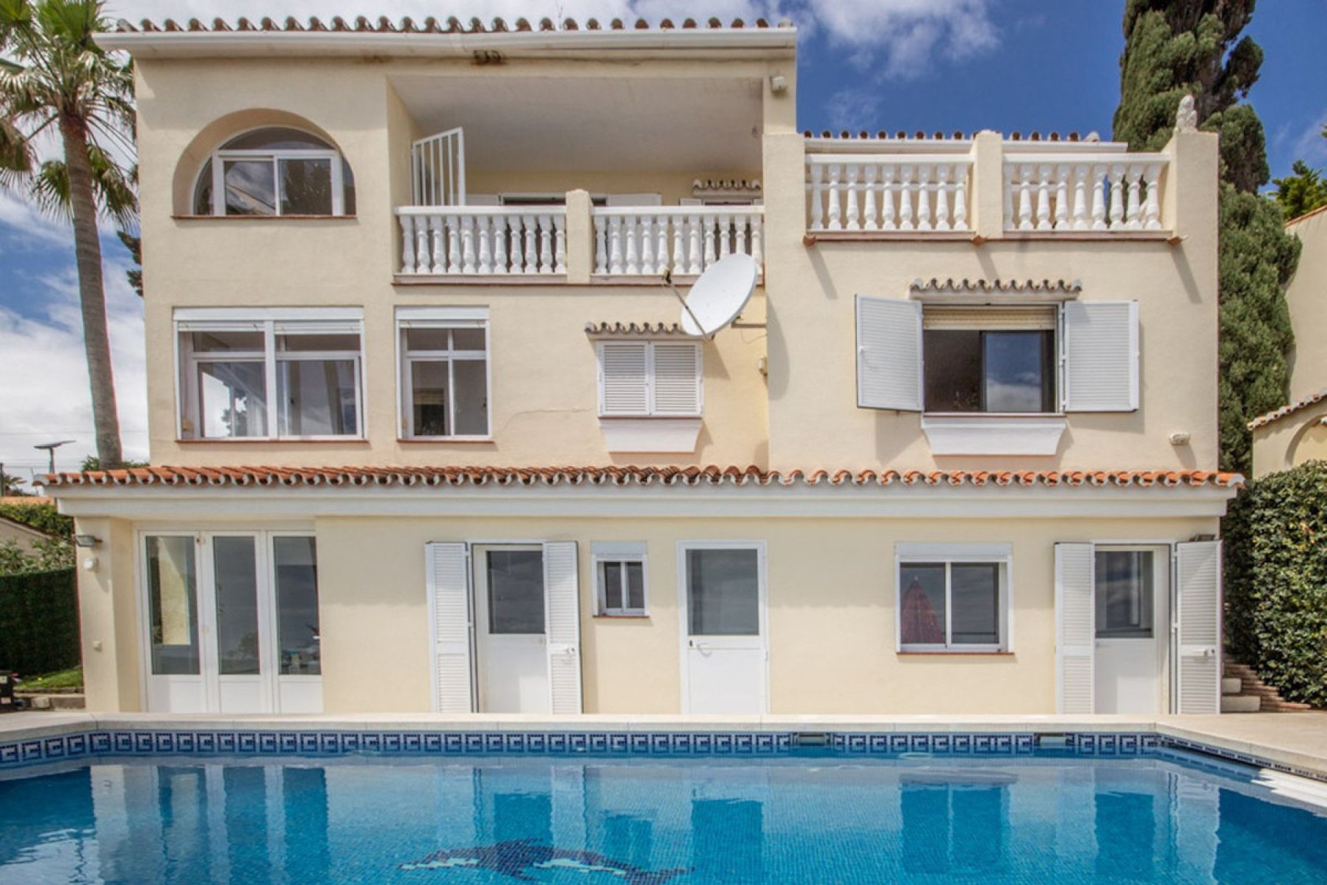 Reventa - House - Detached Villa - Estepona - Estepona Centro