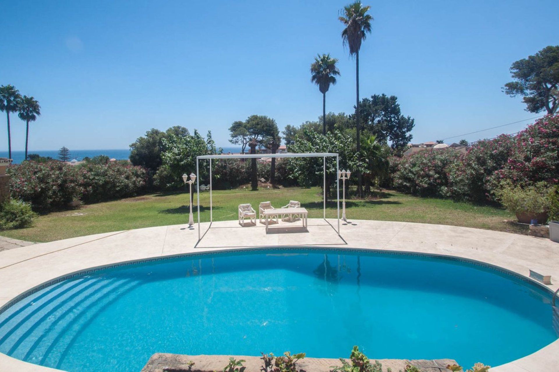 Reventa - House - Detached Villa - Estepona - Estepona Centro
