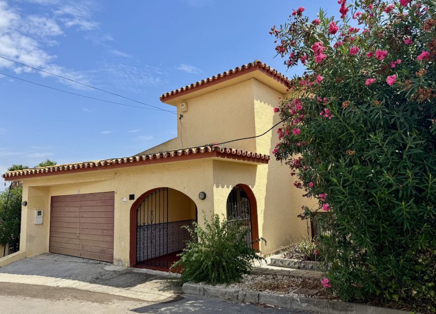 Reventa - House - Detached Villa - Estepona - Estepona Centro