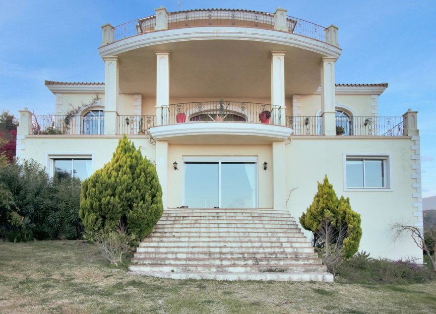 Reventa - House - Detached Villa - Estepona - Estepona Centro