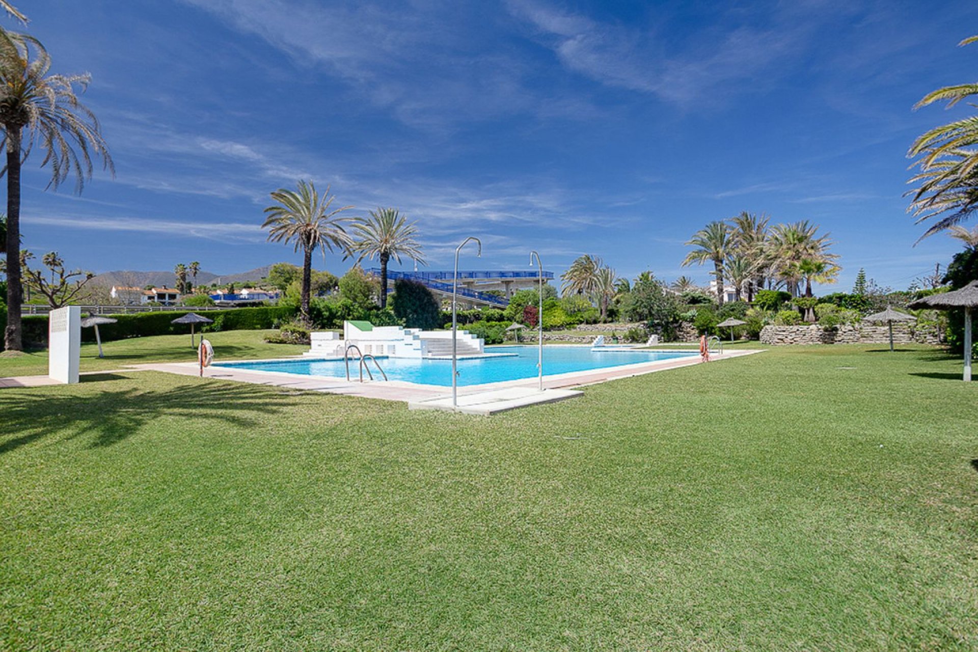 Reventa - House - Detached Villa - Estepona - Estepona Centro