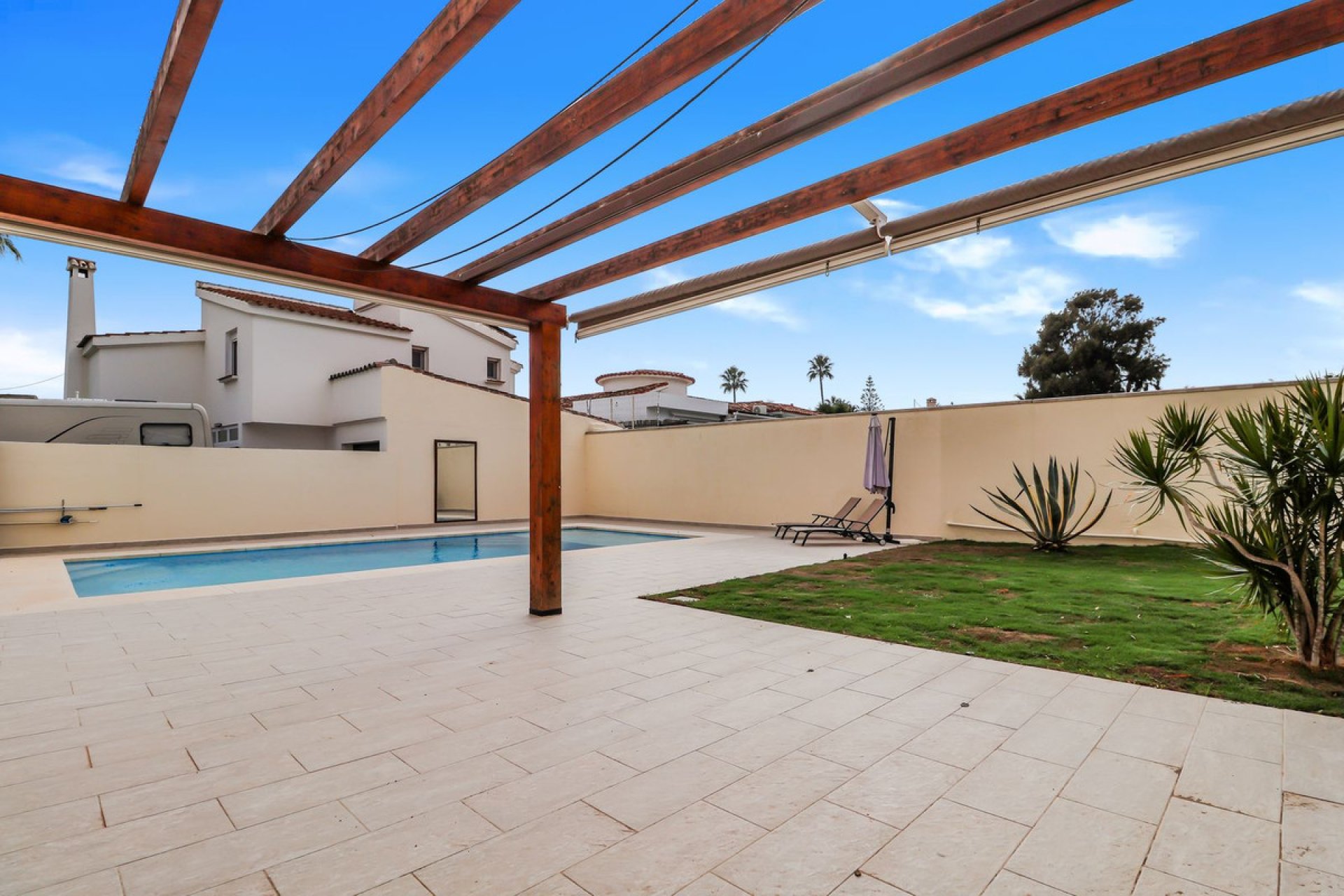 Reventa - House - Detached Villa - Estepona - Estepona Centro