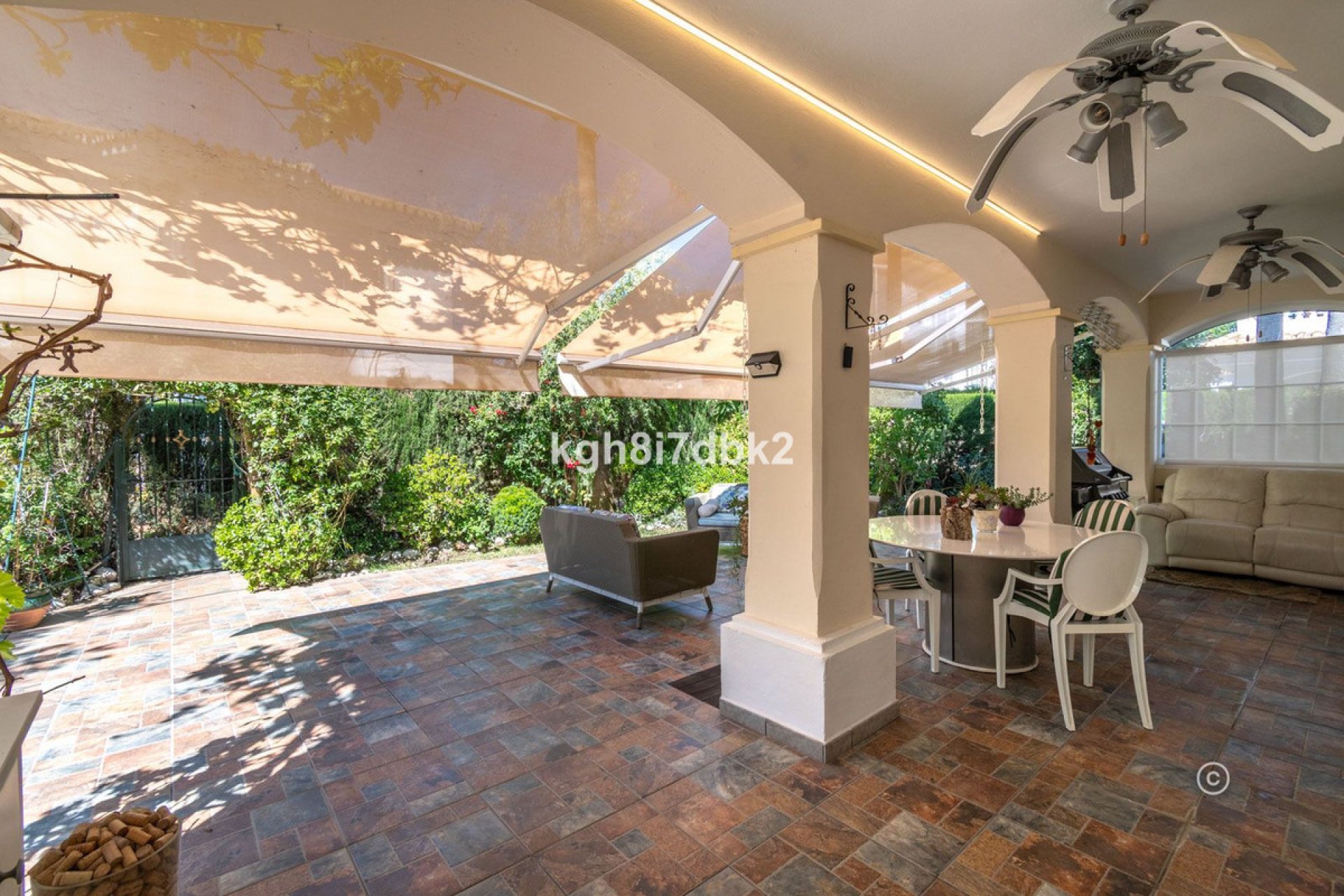 Reventa - House - Detached Villa - Estepona - Estepona Centro