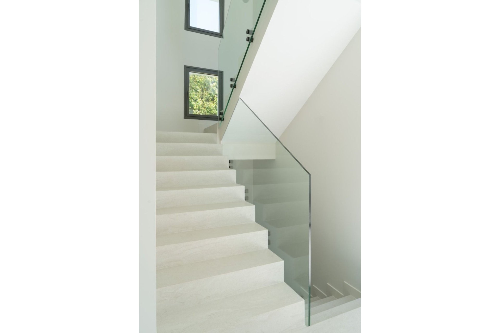 Reventa - House - Detached Villa - Estepona - Estepona Centro