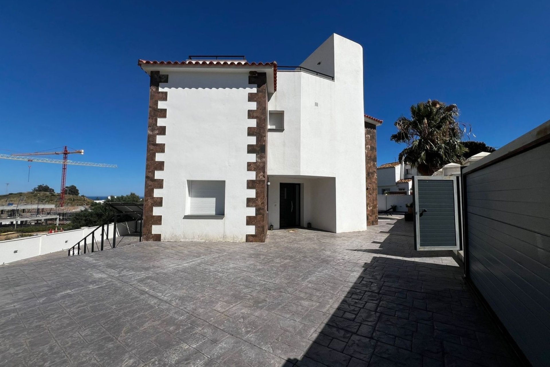 Reventa - House - Detached Villa - Estepona - Estepona Centro