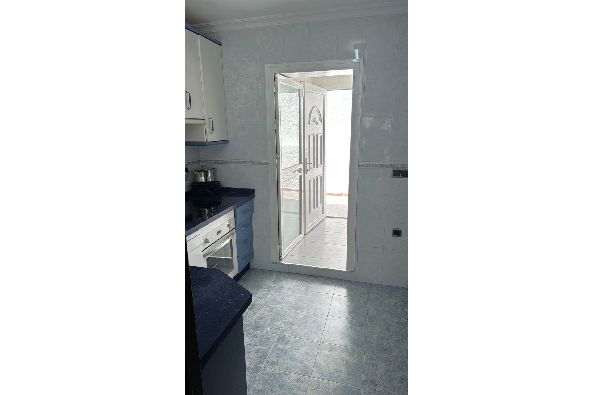 Reventa - House - Detached Villa - Estepona - Estepona Centro