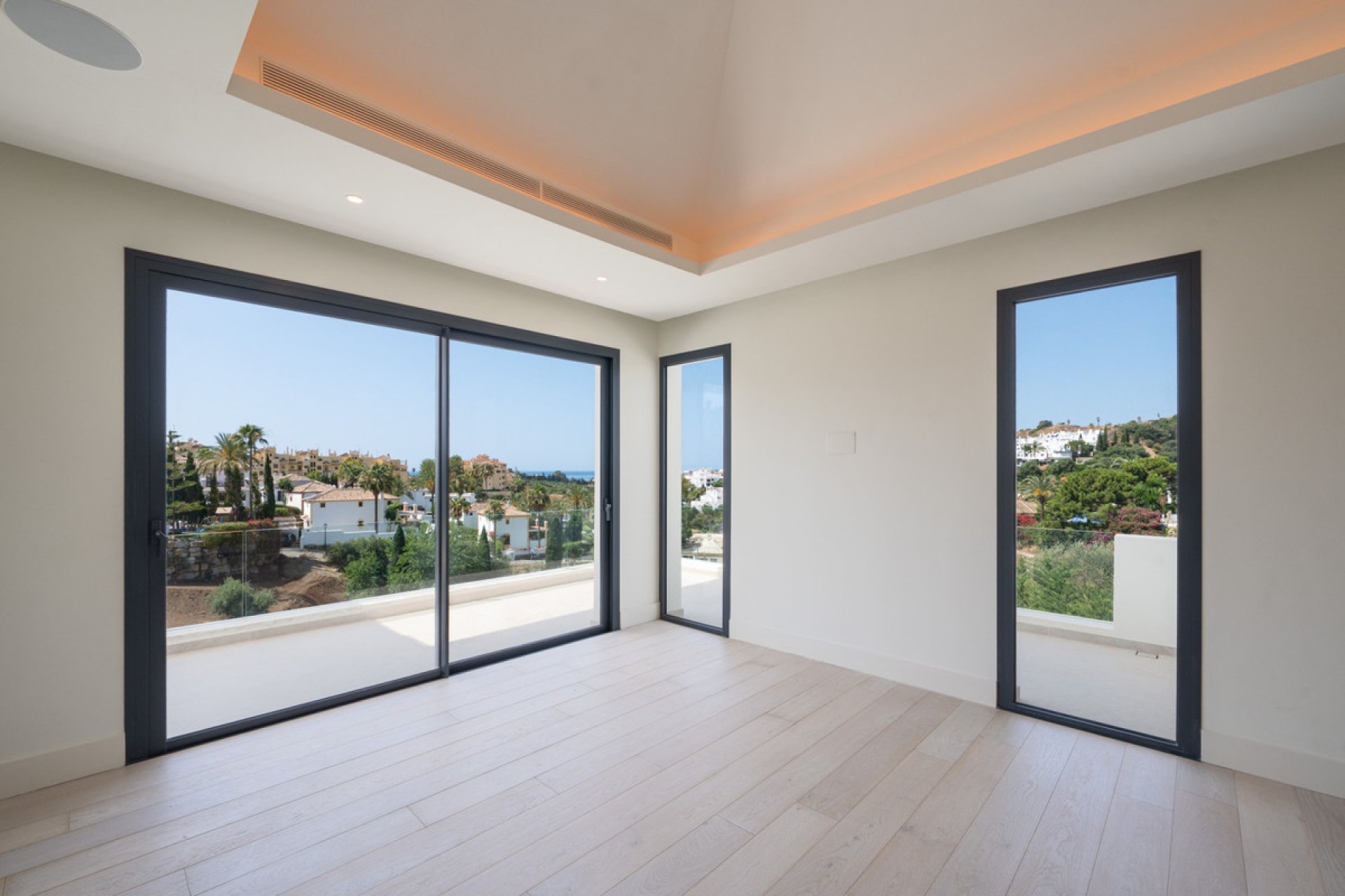 Reventa - House - Detached Villa - Estepona - Estepona Centro