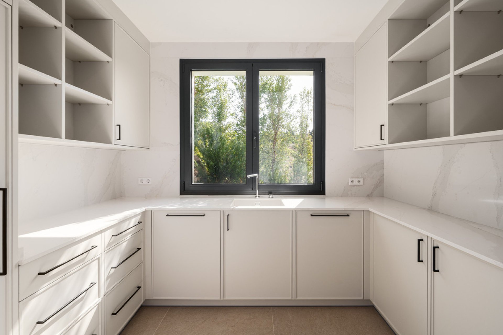 Reventa - House - Detached Villa - Estepona - Estepona Centro