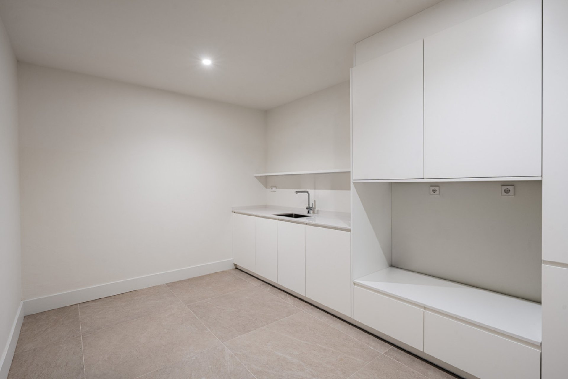 Reventa - House - Detached Villa - Estepona - Estepona Centro