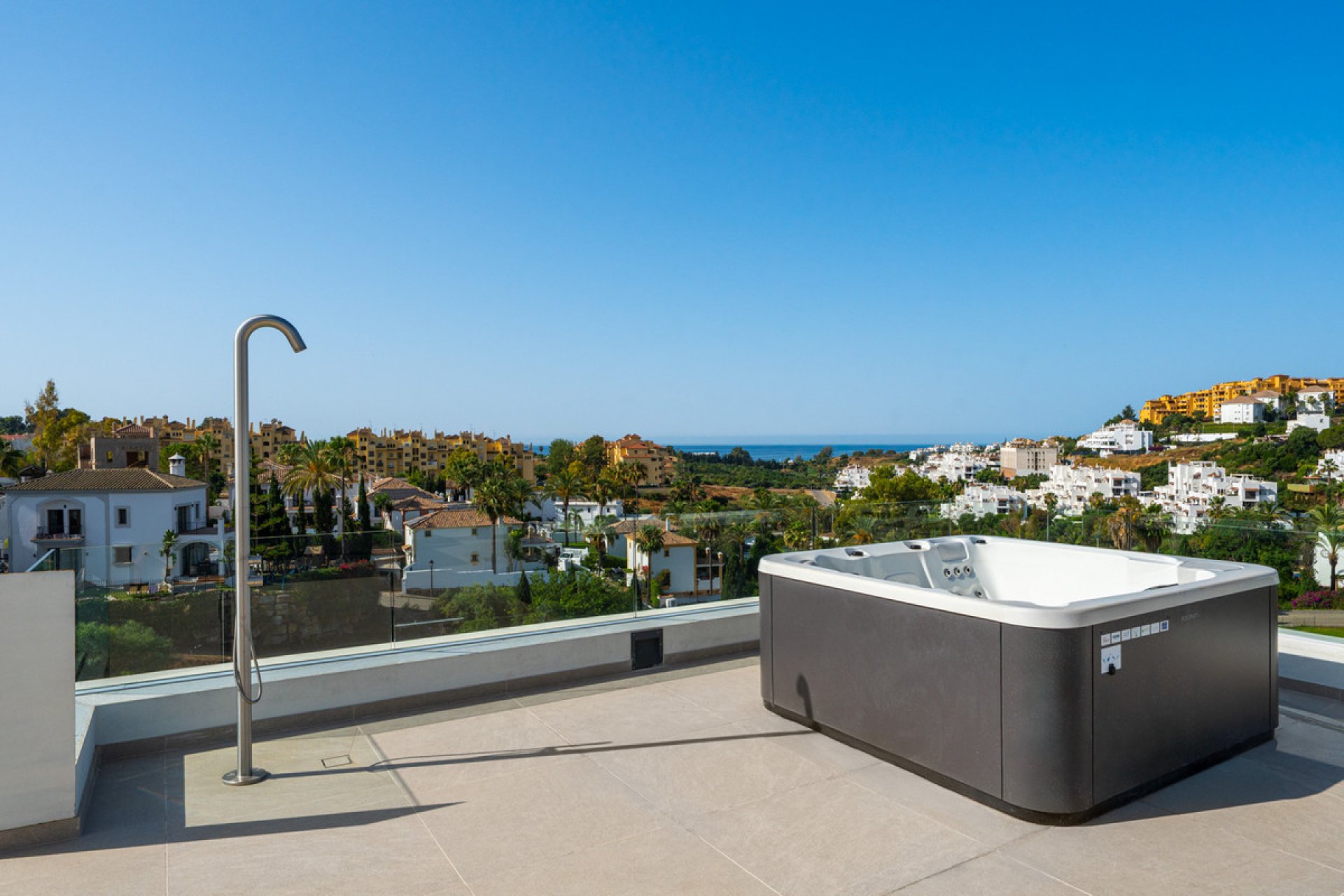 Reventa - House - Detached Villa - Estepona - Estepona Centro