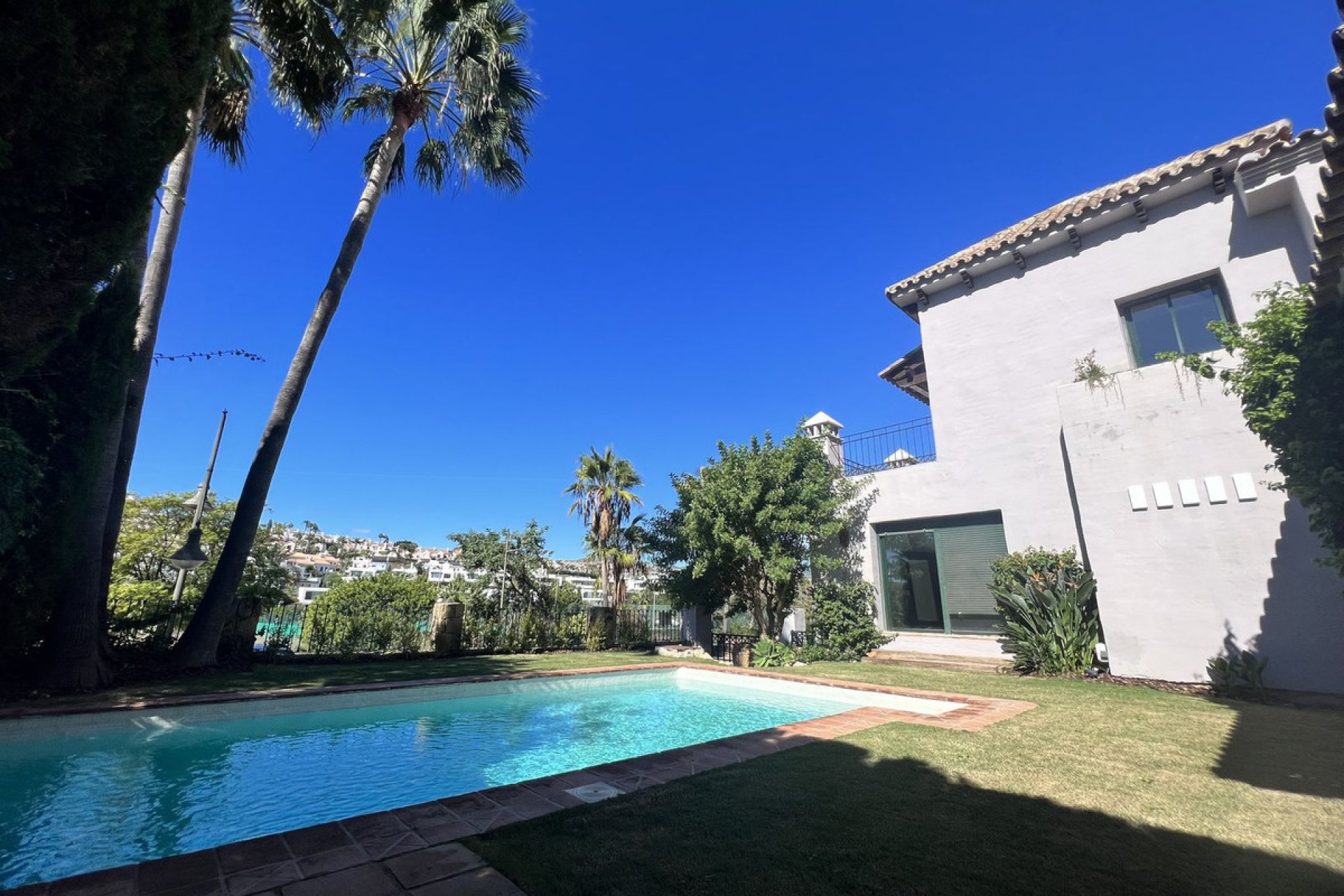 Reventa - House - Detached Villa - Estepona - New Golden Mile