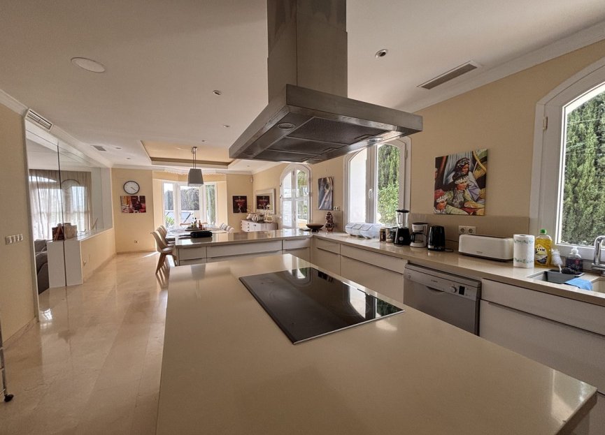 Reventa - House - Detached Villa - Estepona - Selwo