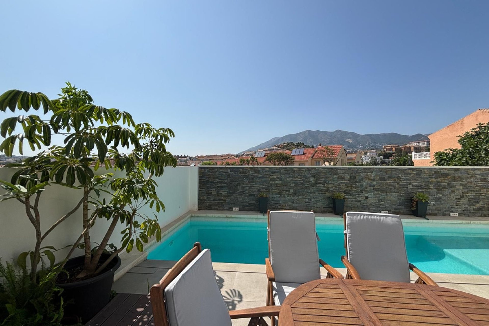 Reventa - House - Detached Villa - Fuengirola - Fuengirola Centro