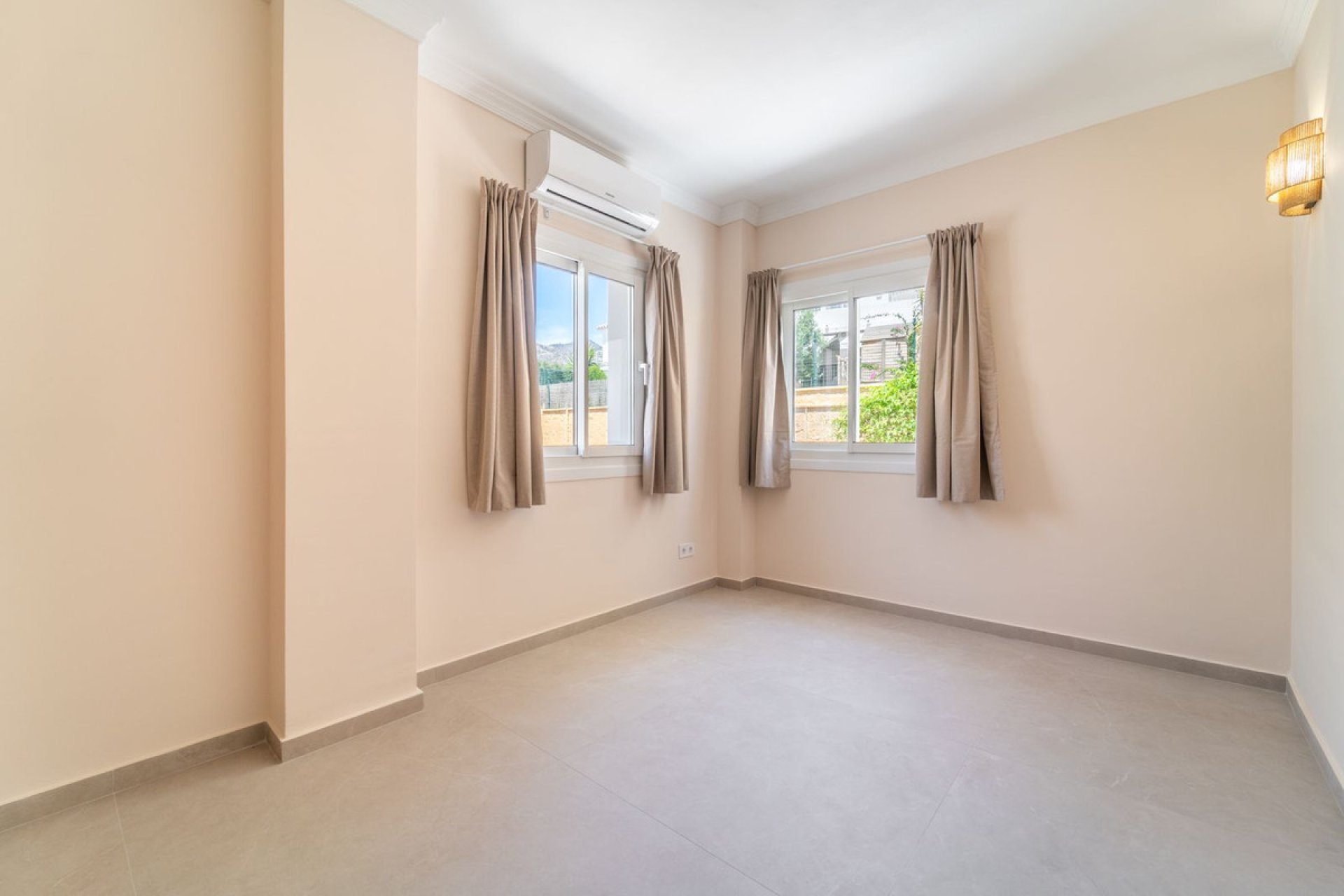 Reventa - House - Detached Villa - Fuengirola - Torreblanca