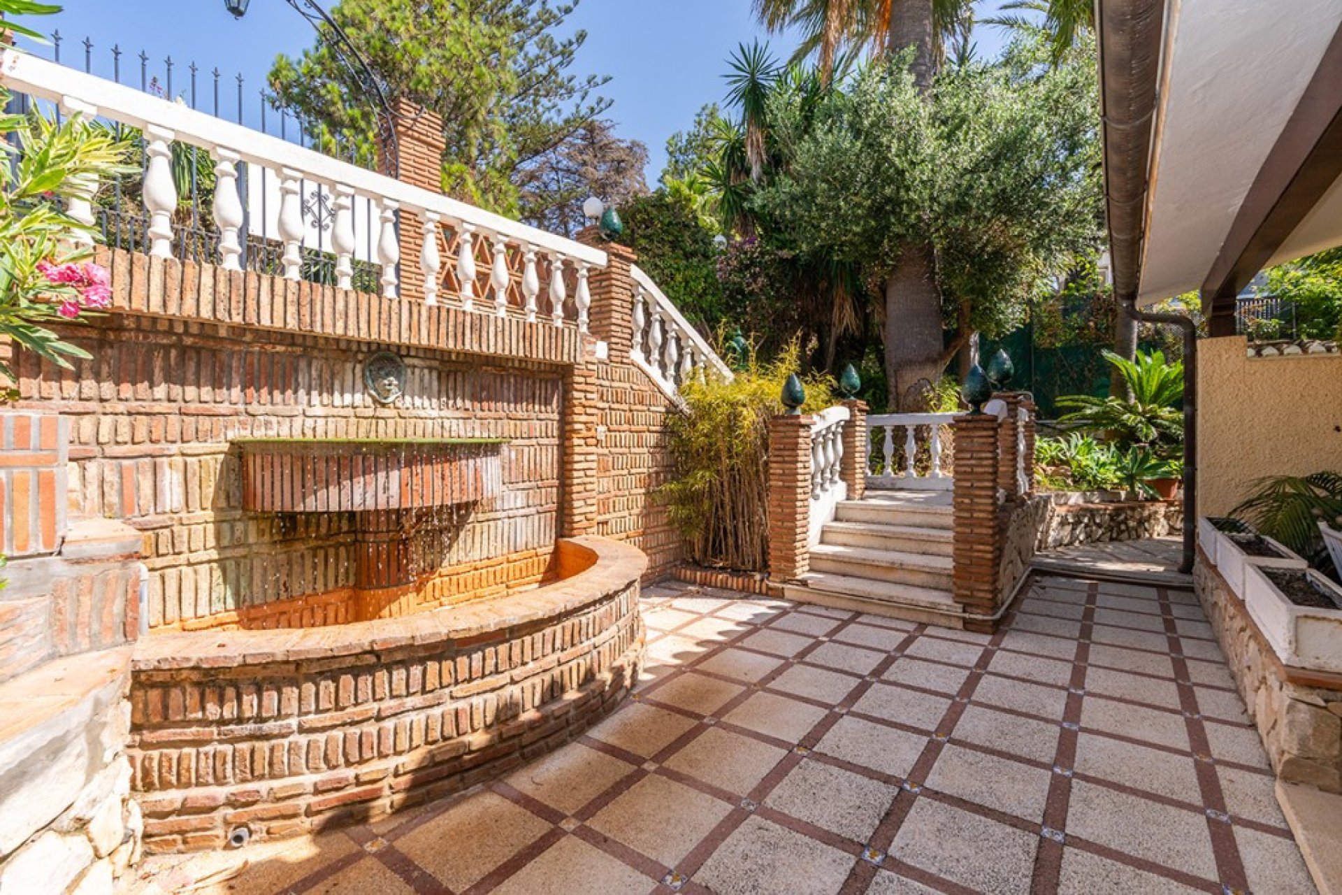 Reventa - House - Detached Villa - Marbella - Carib Playa