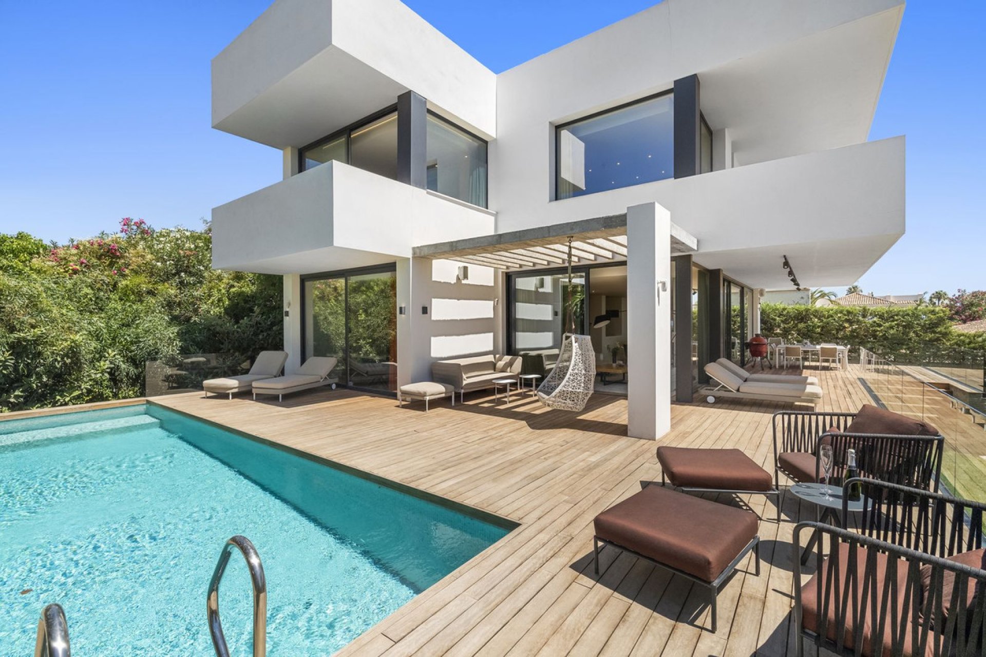 Reventa - House - Detached Villa - Marbella - Costabella