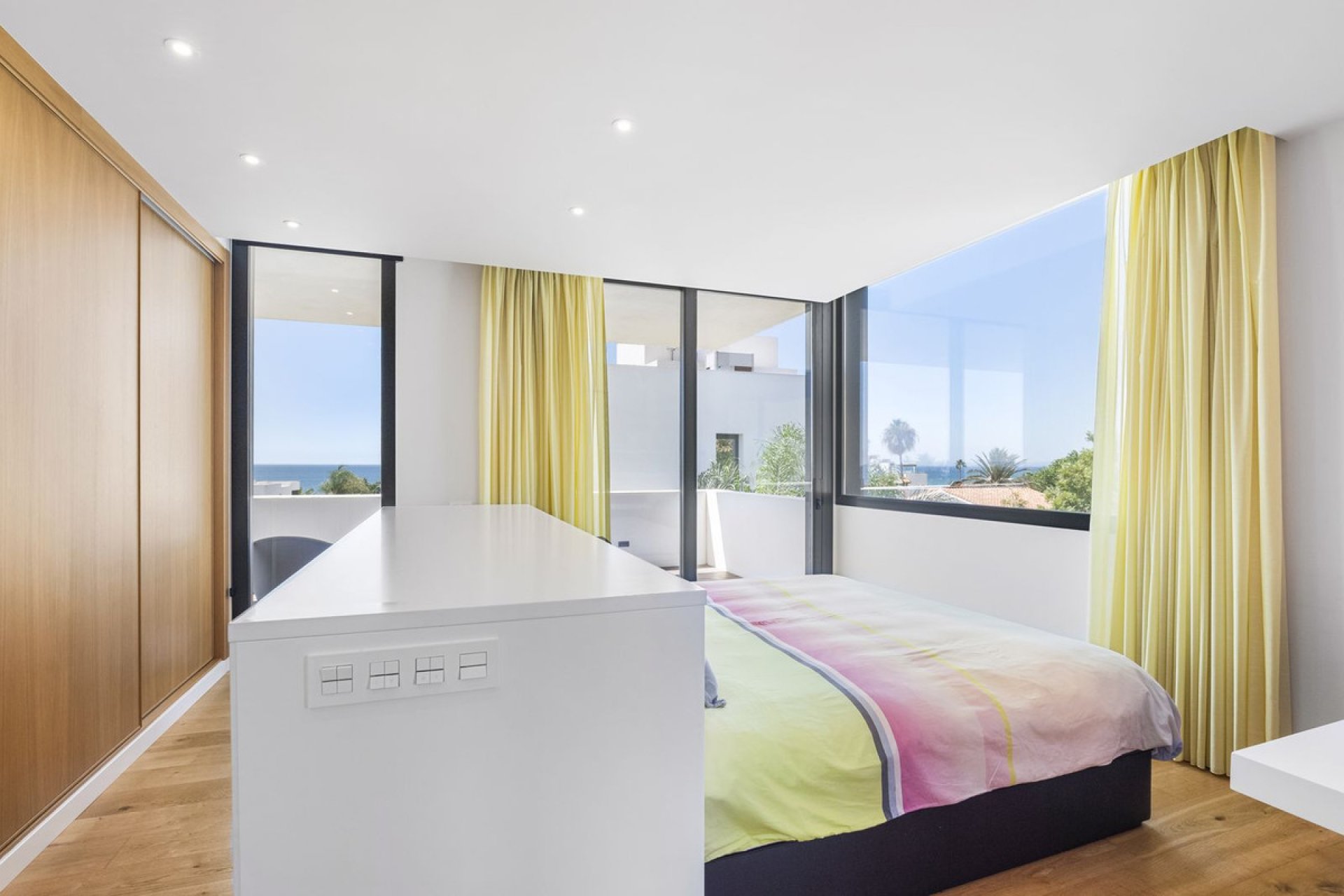 Reventa - House - Detached Villa - Marbella - Costabella