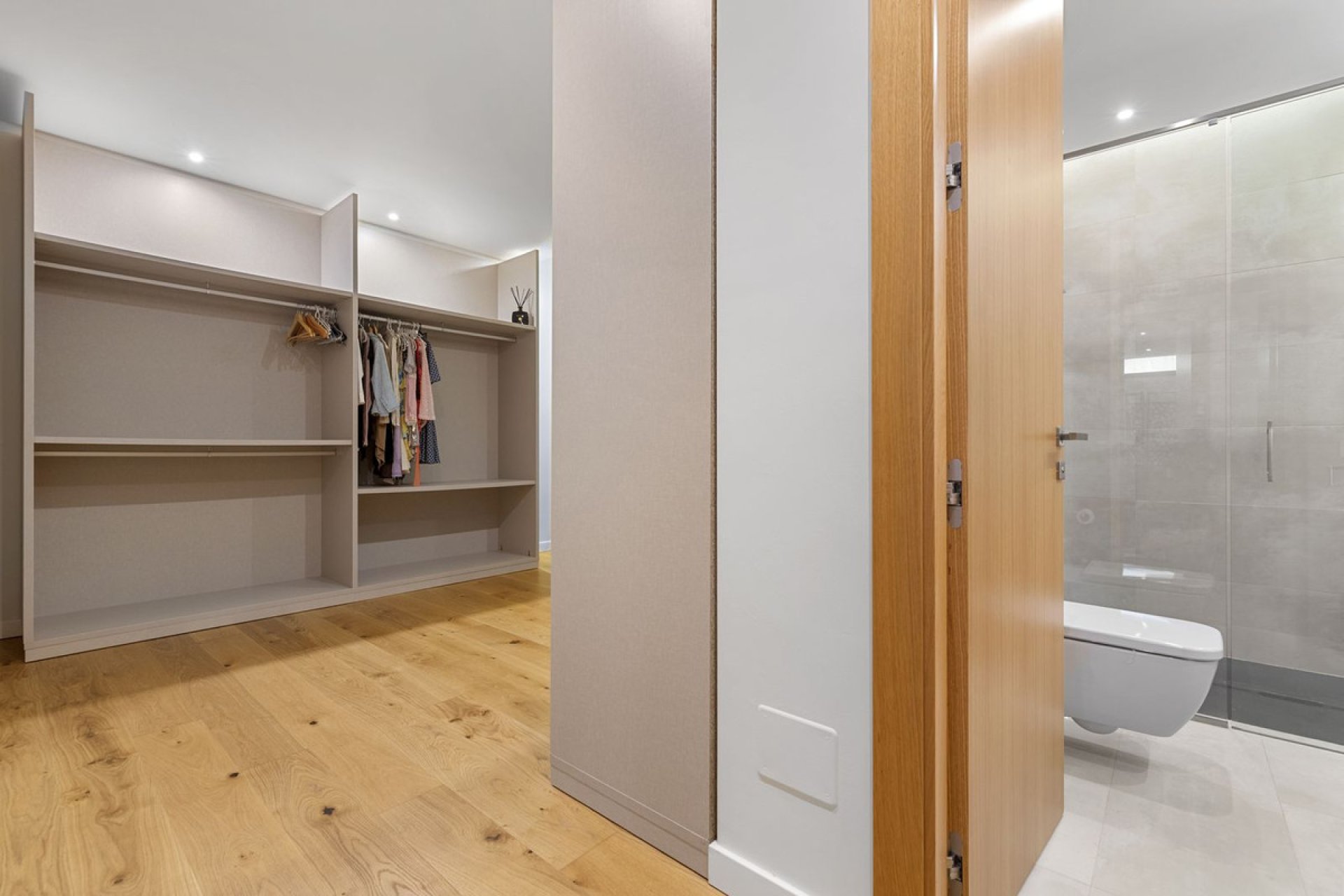 Reventa - House - Detached Villa - Marbella - Costabella