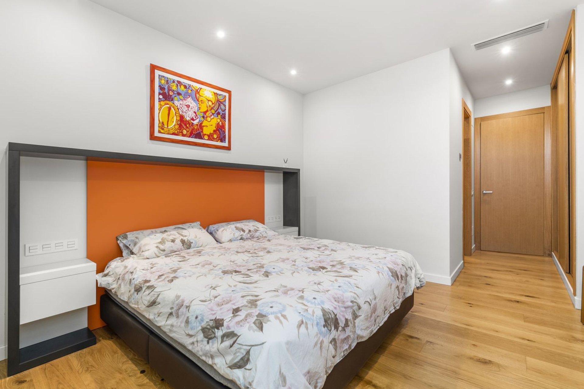 Reventa - House - Detached Villa - Marbella - Costabella