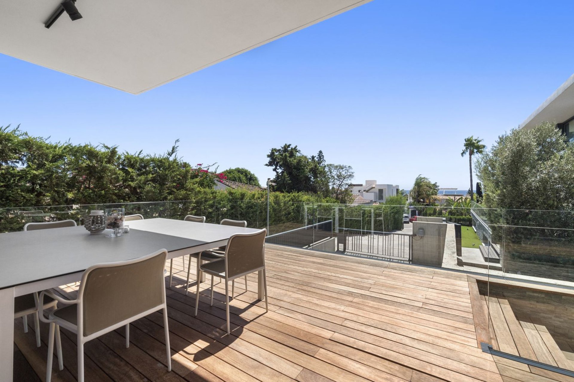 Reventa - House - Detached Villa - Marbella - Costabella