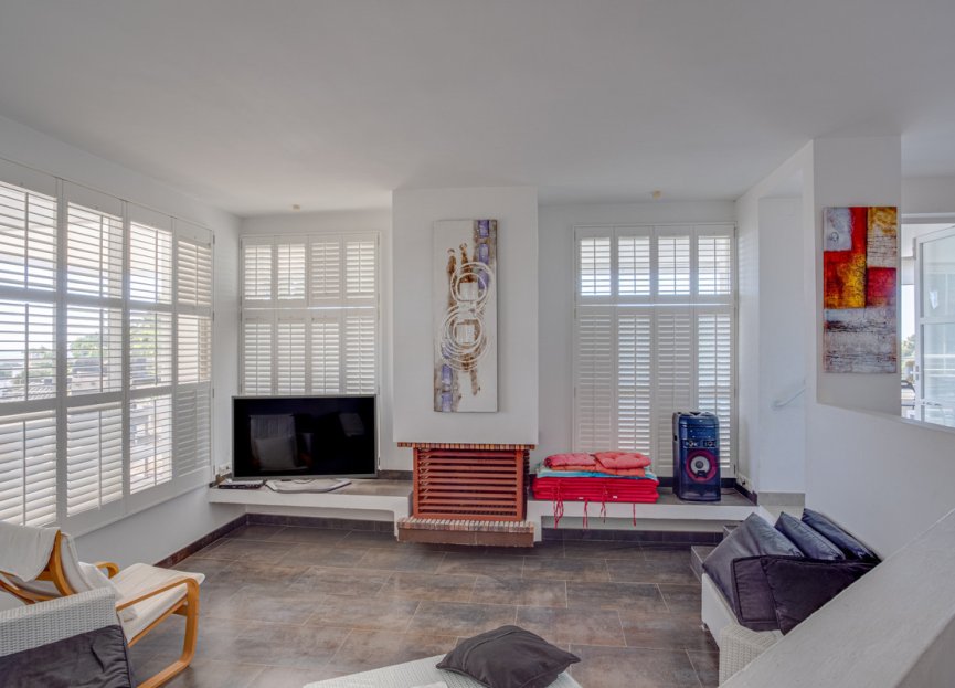 Reventa - House - Detached Villa - Marbella - Elviria