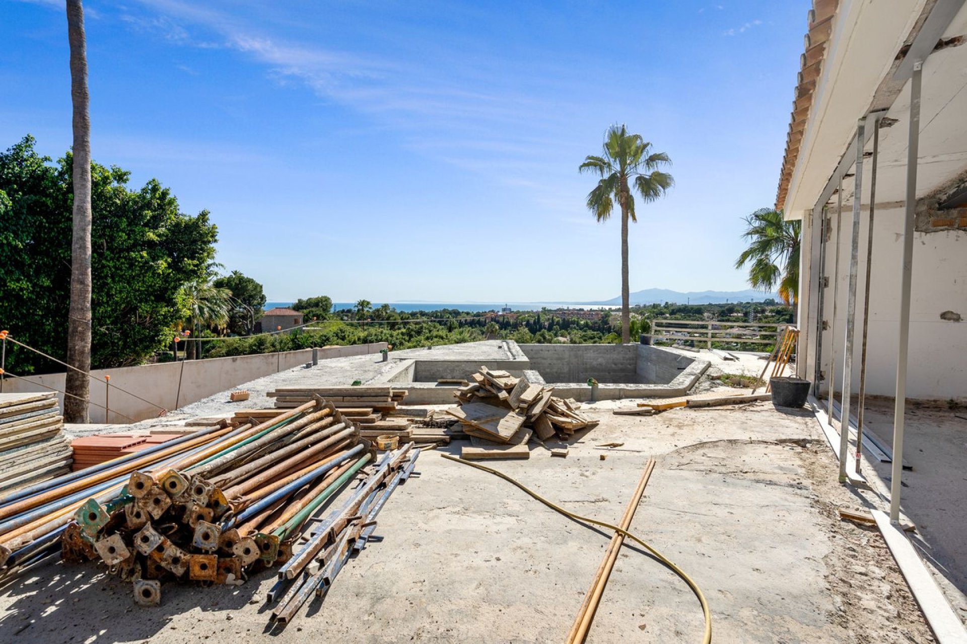 Reventa - House - Detached Villa - Marbella - Elviria